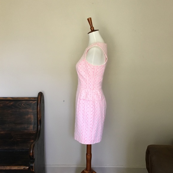 🎉 Lilly Pulitzer Embroidered Mini Peplum Dress - Picture 3 of 8